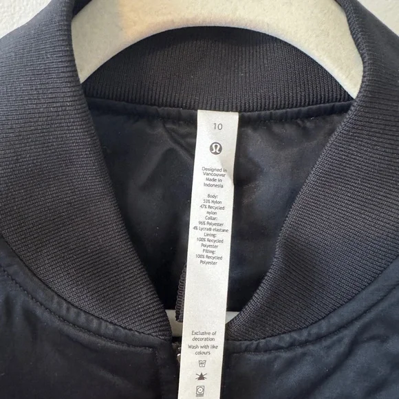 Lululemon Insulated Bomber Jacket size 10 NWT - Picture 5 of 8